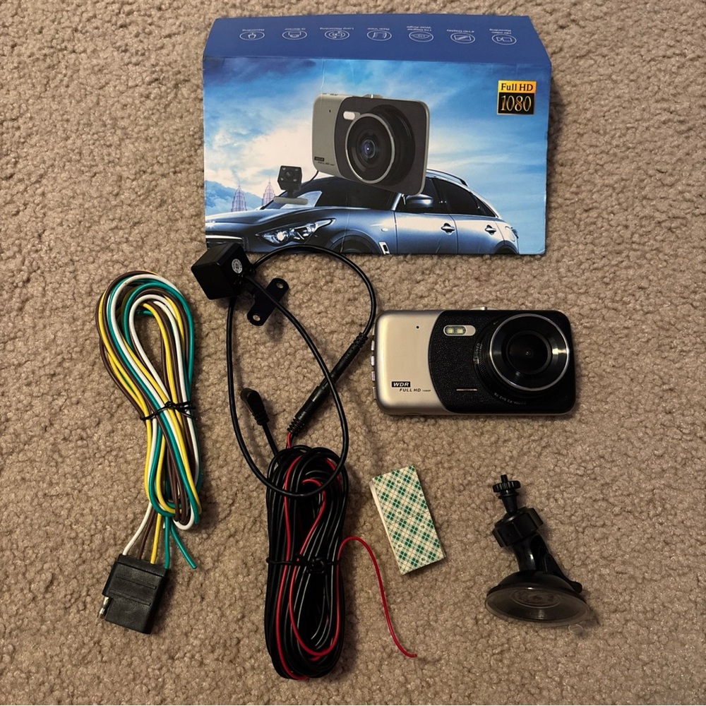 WDR Dash Cam Compact 4” Display 1080p FHD High Definition Car DVR & Rear Camera